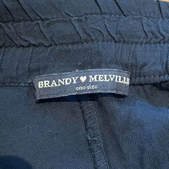 Brandy Melville Casual, Lightweight Pant - Picture 3 of 4
